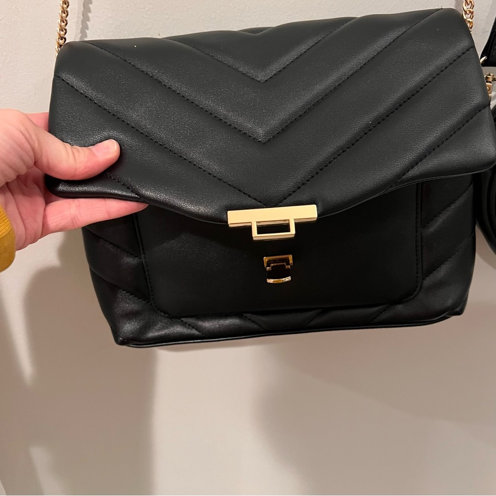 Faux Leather Purse Bundle - Picture 3 of 9